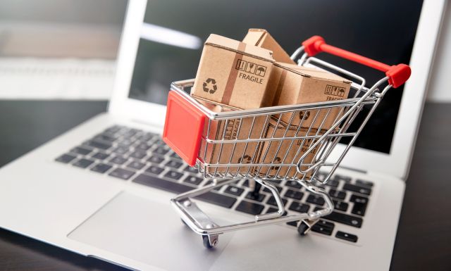 E-commerce analytics Product Recommendation Engines