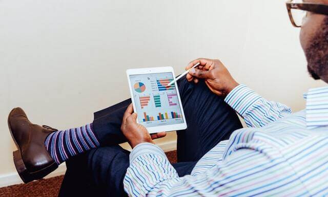 8 Useful Ways How Data Warehouse Improves Business Reporting