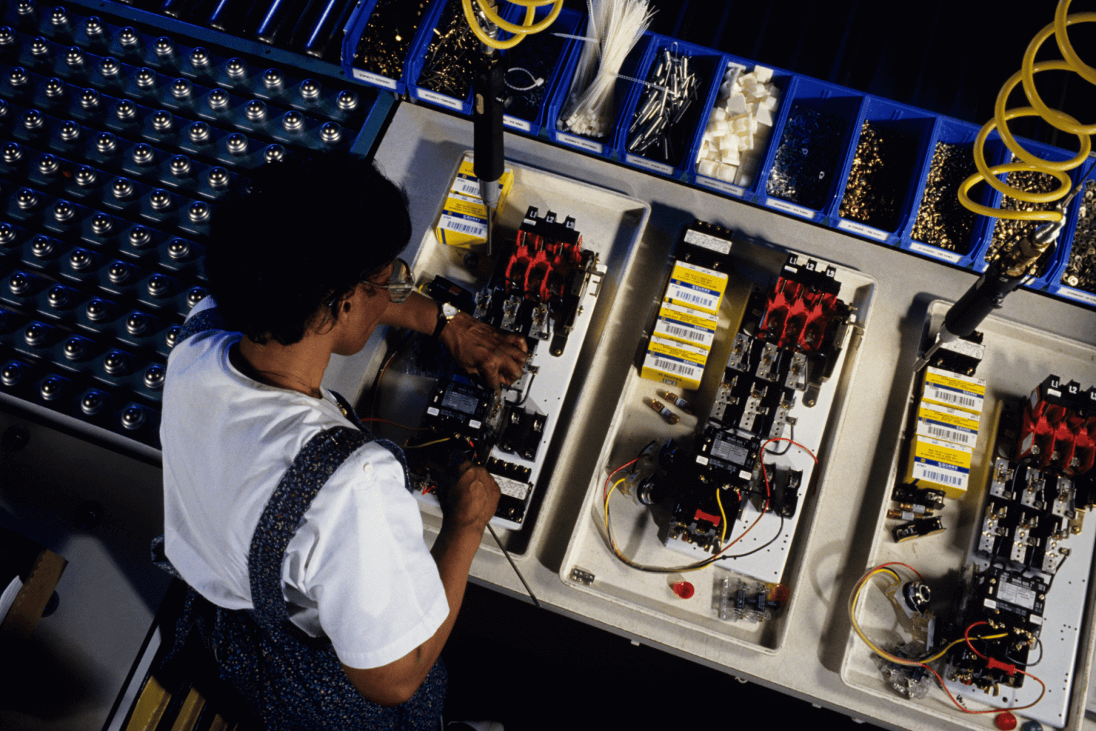 Empowering-Warehousing-Efficiency-of-an-Electronics-Manufacturing-Firm
